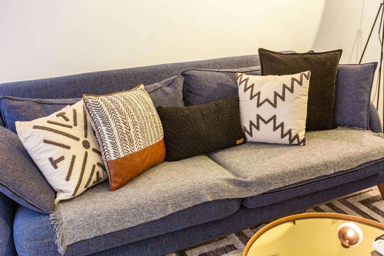Excellent Flat With Lovely Backyard In Cihangir อิสตันบูล ภายนอก รูปภาพ