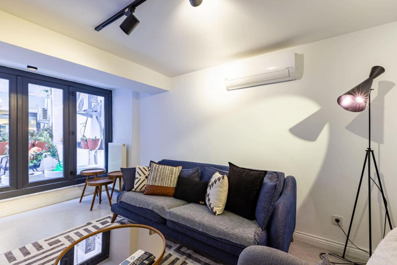 Excellent Flat With Lovely Backyard In Cihangir อิสตันบูล ภายนอก รูปภาพ